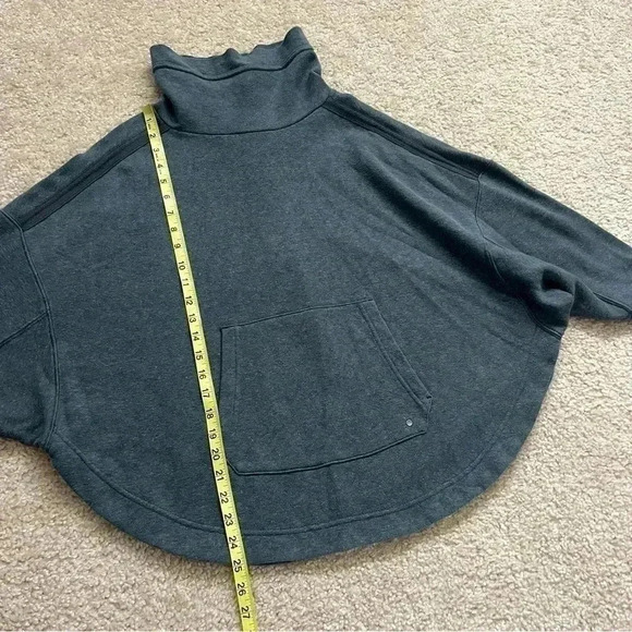 PrAna Cozy Up Poncho Kangaroo Pocket Heather Blue SZ Small Oversized W23190896 - Picture 12 of 16